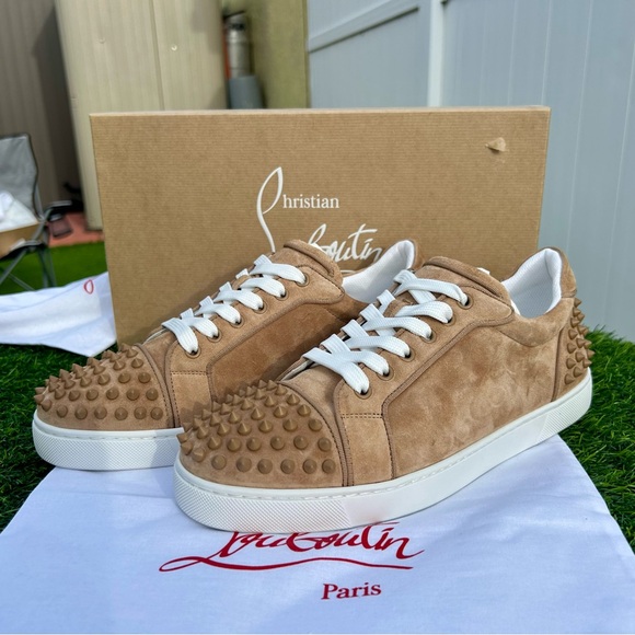 CHRISTIAN LOUBOUTIN VIEIRA 2 ORLATO SNEAKERS TAN BROWN SUEDE SPIKES SZ 42 NEW - Picture 10 of 16